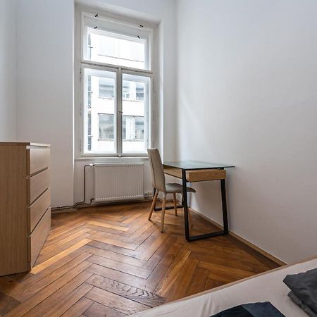 New Town Central Apartment Prague Exterior photo