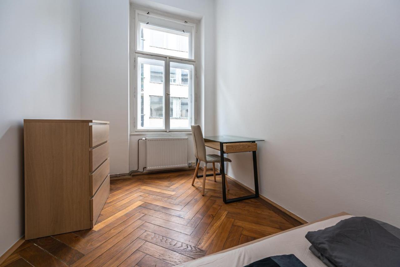 New Town Central Apartment Prague Exterior photo