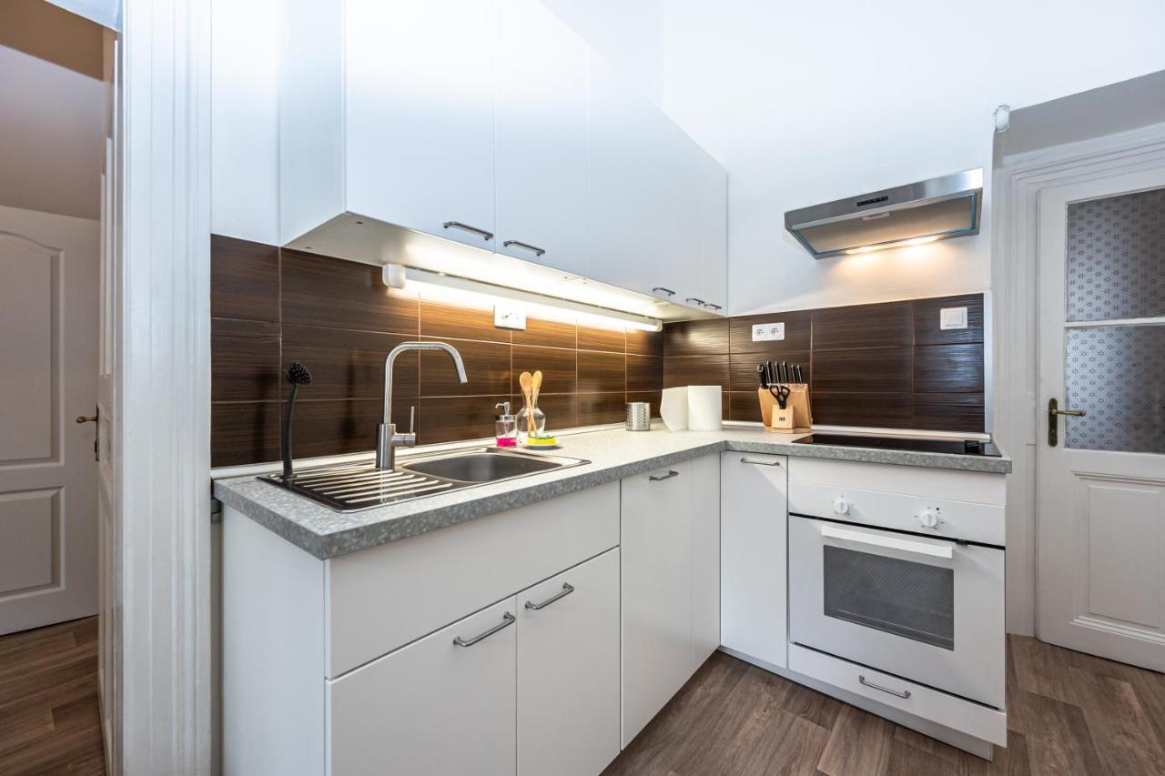 New Town Central Apartment Prague Exterior photo